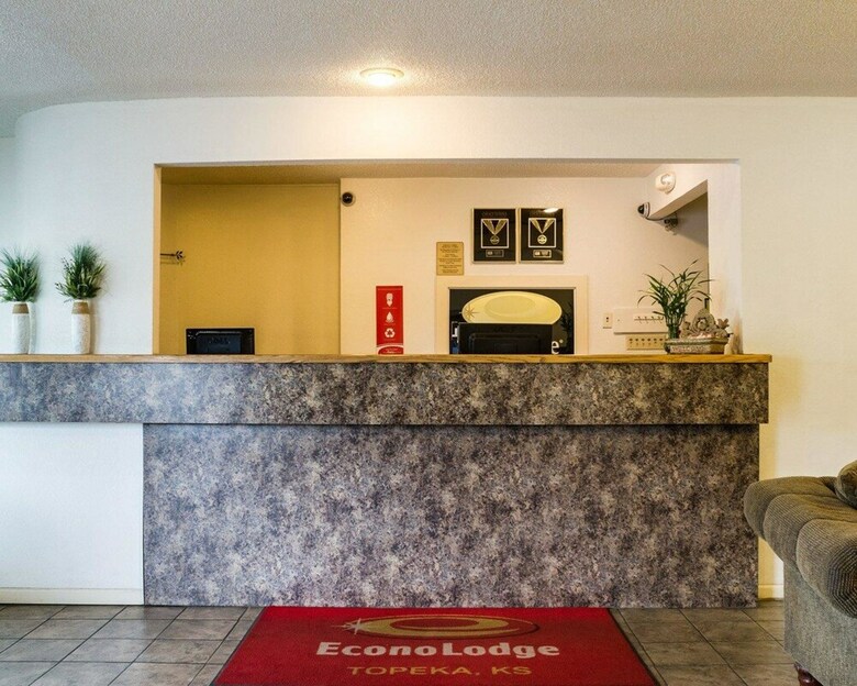 Hotel Econo Lodge Topeka