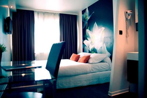 Dm Hotel
