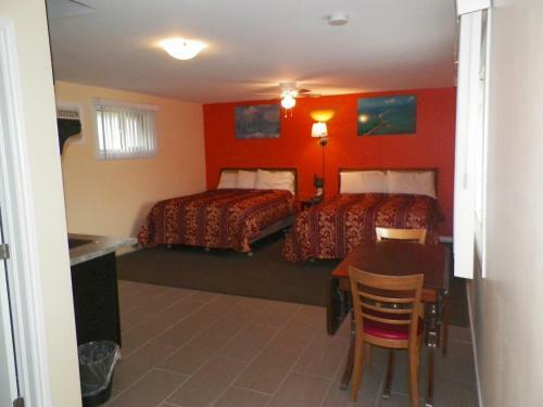 Sunparlor Motel
