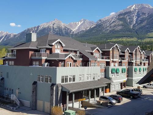 Hotel Sunset Resorts Canmore