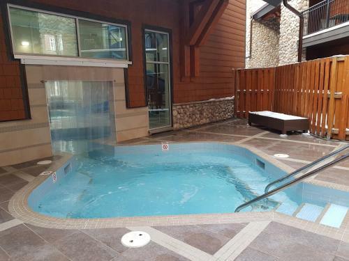 Hotel Sunset Resorts Canmore