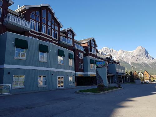 Hotel Sunset Resorts Canmore