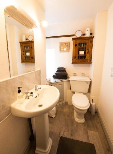 Brecks Cottage Bed And Breakfast