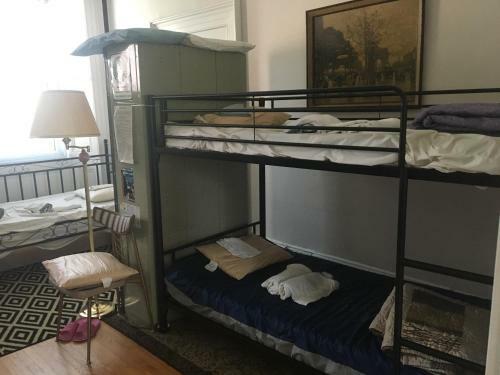 Albergue Hamilton Guesthouse