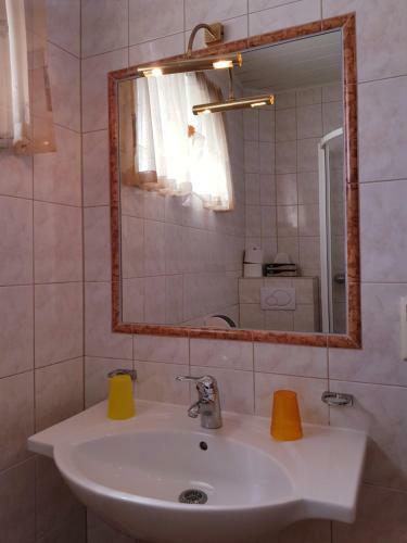 Hostal Gasthof Janits