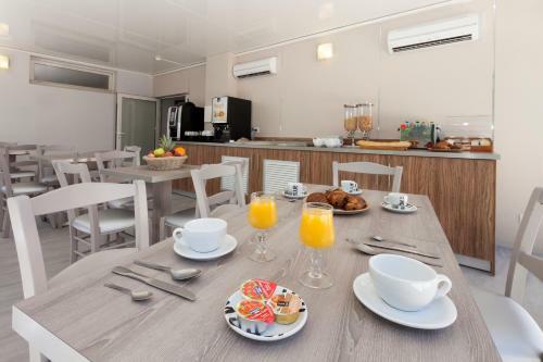 Hotel Du Moulin De La Pioline - La Table � Fromages