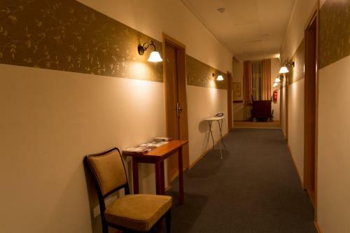 K�r�s Hotel