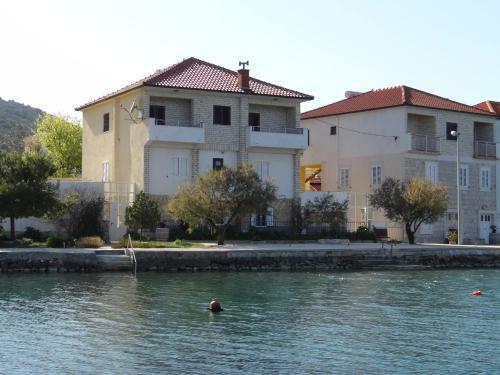 Apartments Babin