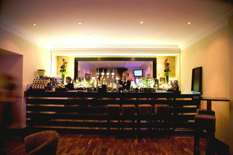 The Popinjay Hotel & Spa