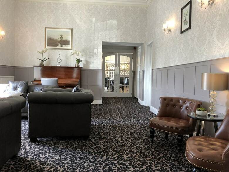 Hotel Elfordleigh