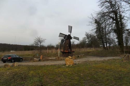 Agroturismo Le Chalet Du Chemin Et Sa Roulotte