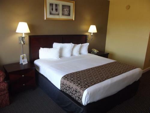 Motel Ambassadors Inn And Suites - Virginia Beach