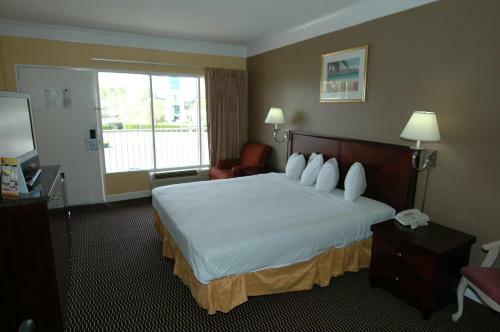 Motel Ambassadors Inn And Suites - Virginia Beach