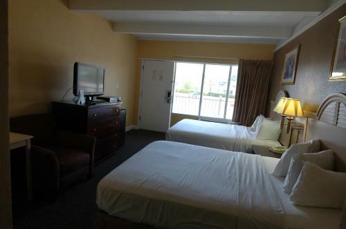 Motel Ambassadors Inn And Suites - Virginia Beach
