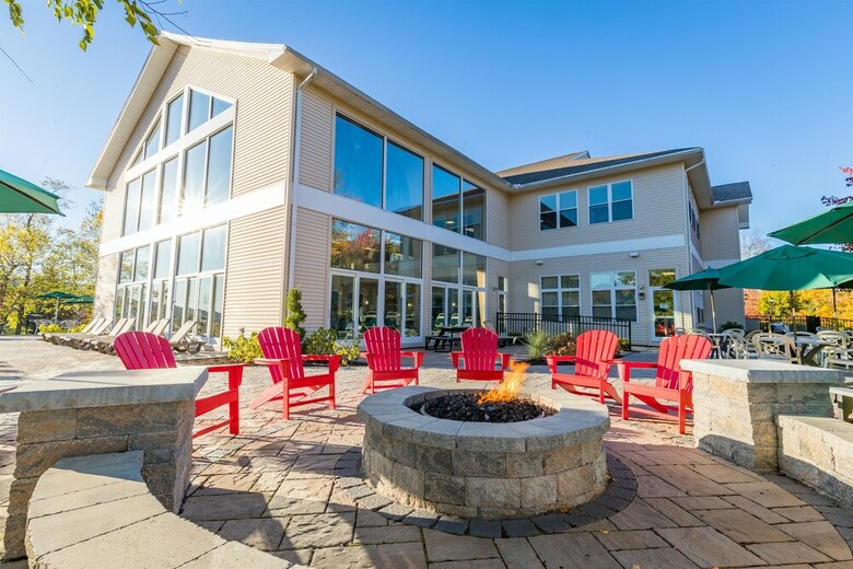 Hotel Vacation Village In The Berkshires