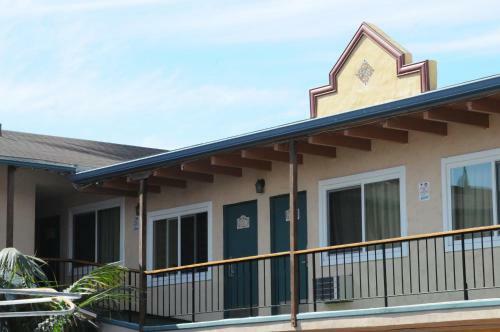Motel Sandyland Reef Inn