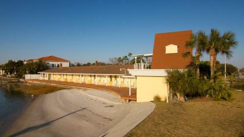 Motel Edgewater Inn