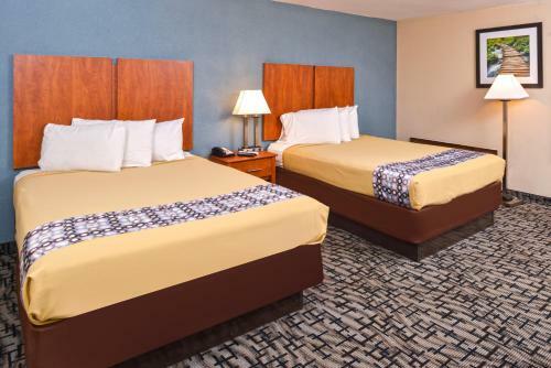 Hotel Kings Inn Putnam
