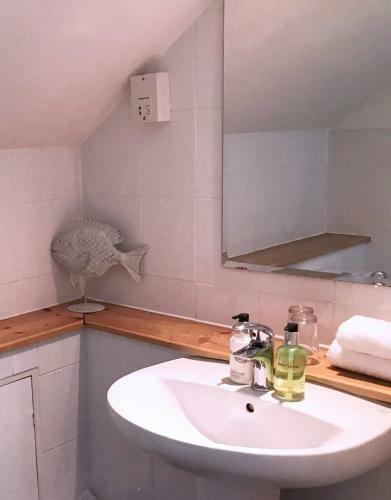 Hotel Seabreeze Restaurant With Rooms