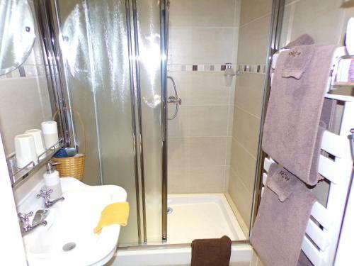 Bed & Breakfast La Tourelle Des Echelles