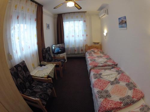 Hostal Olympos Panzi�