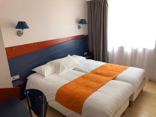Yatt Hotel