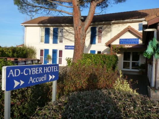 Hotel Ad Cyber-h�tel