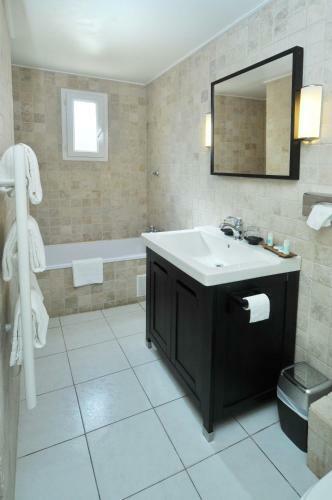 Hotel H�tel Pineto