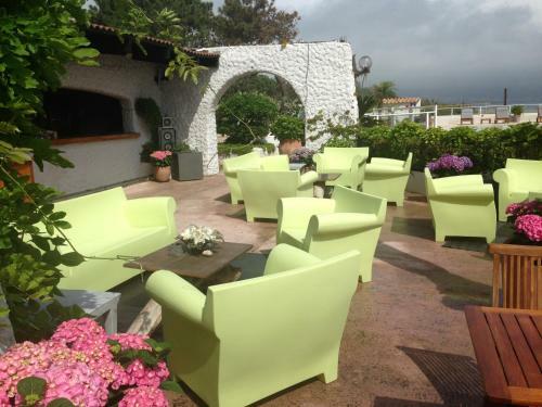 Hotel H�tel Pineto