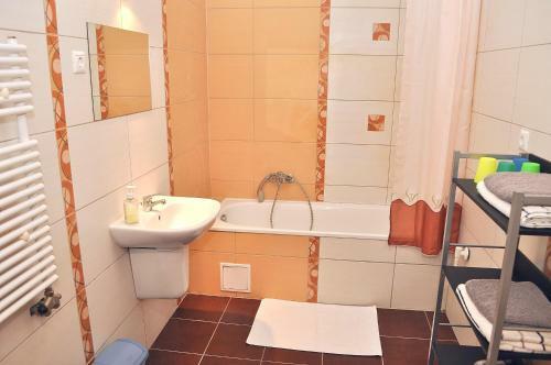 Tisza Palota Apartmanok