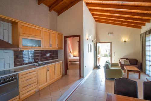 Apolis Villas