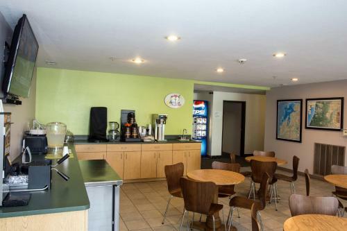 Hotel Super 8 Manistee