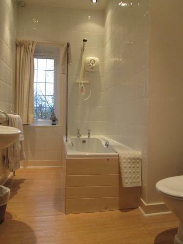 Crossways House Bed And Breakfast