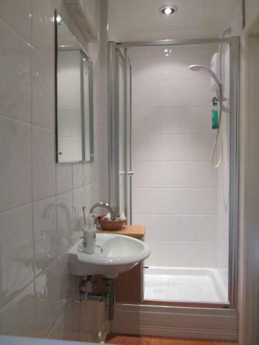 Crossways House Bed And Breakfast