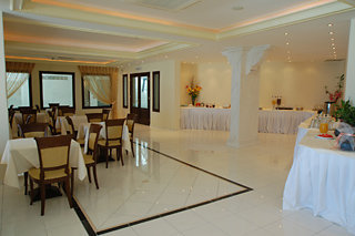 Hotel Grand Beach