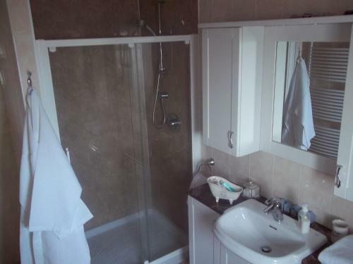 Downsfield Bed And Breakfast