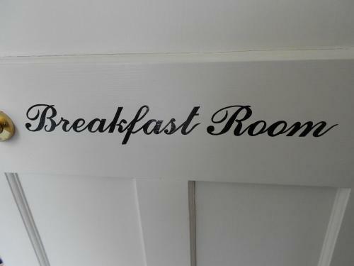 Downsfield Bed And Breakfast