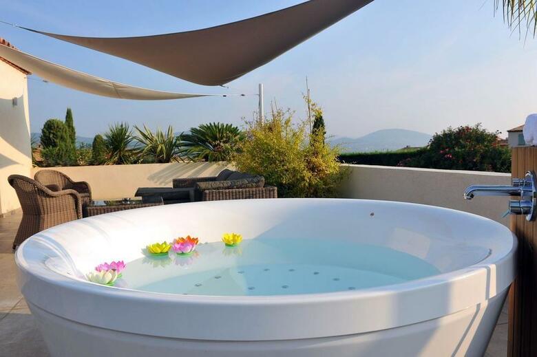 Hotel H�tel Font Mourier
