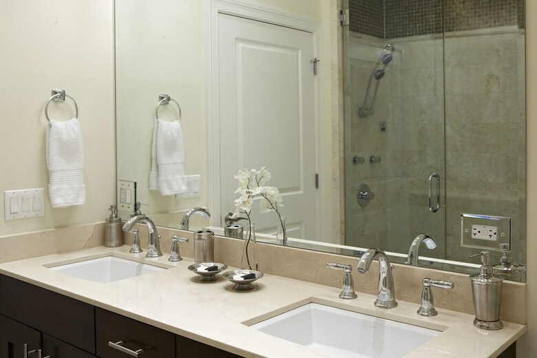 The Guesthouse Hotel