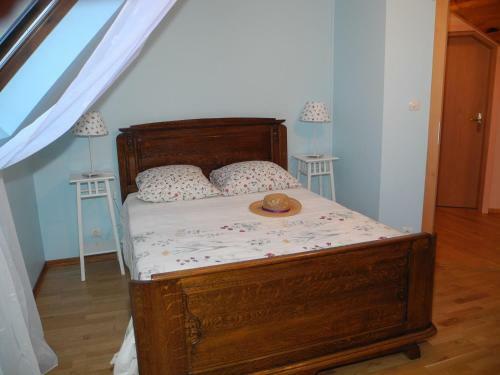 Au Pied Du Chateau