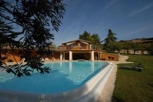 Hostal Domaine Du Tisserand