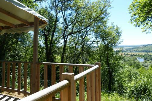 Hostal Ch�teau Camping De La Grange Fort