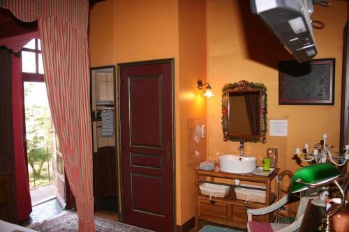 Hostal Ch�teau Camping De La Grange Fort