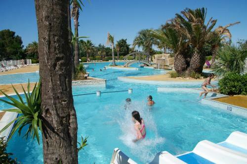 Le Camping Les Champs Blancs