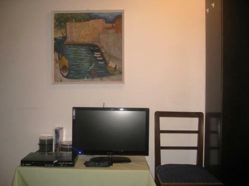 Hostal Nikolina Rooms