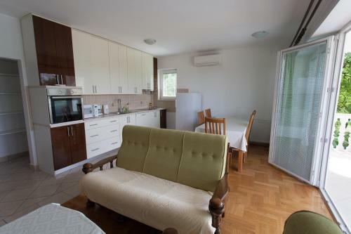 Apartments Goran?ica