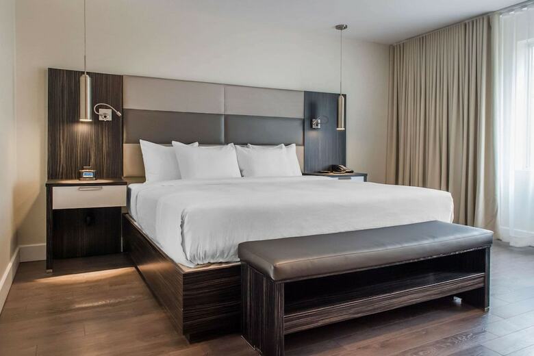 Les Suites Victoria, An Ascend Hotel Collection Member