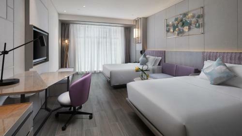 Jinling Treasure Island International Hotel