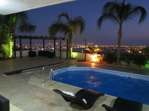 Sunset View Holiday Home