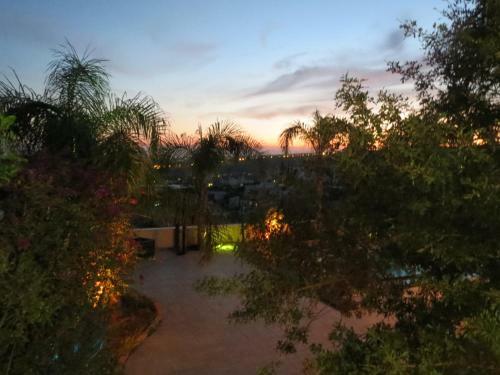 Sunset View Holiday Home